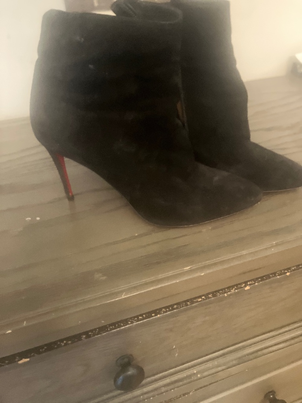 Loubiton booties